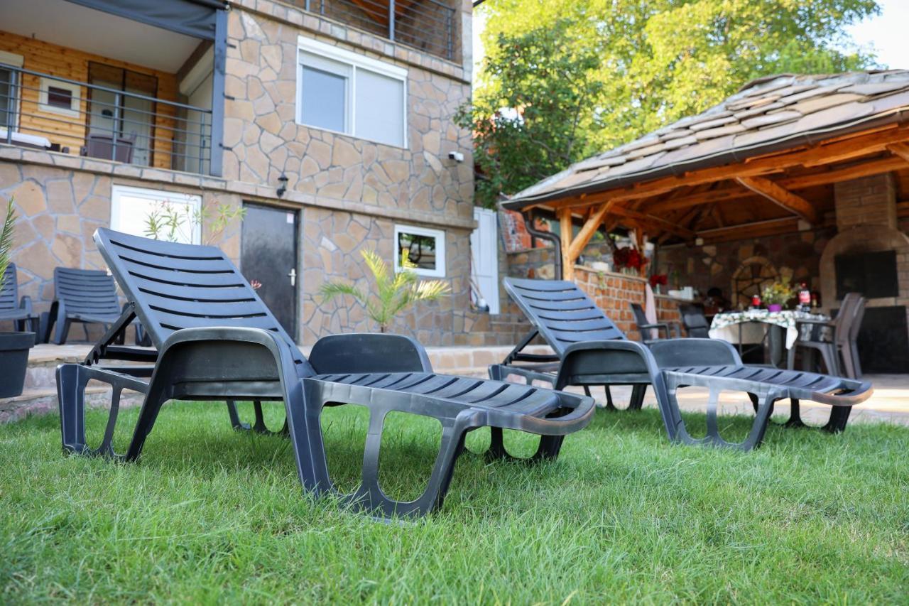 Vila Nemir Zavojsko Jezero 피로트 외부 사진